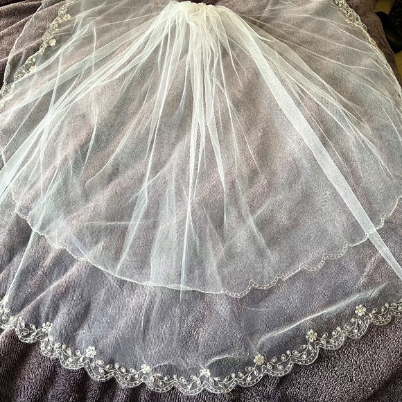 Tulle Two-tiered Wedding veil